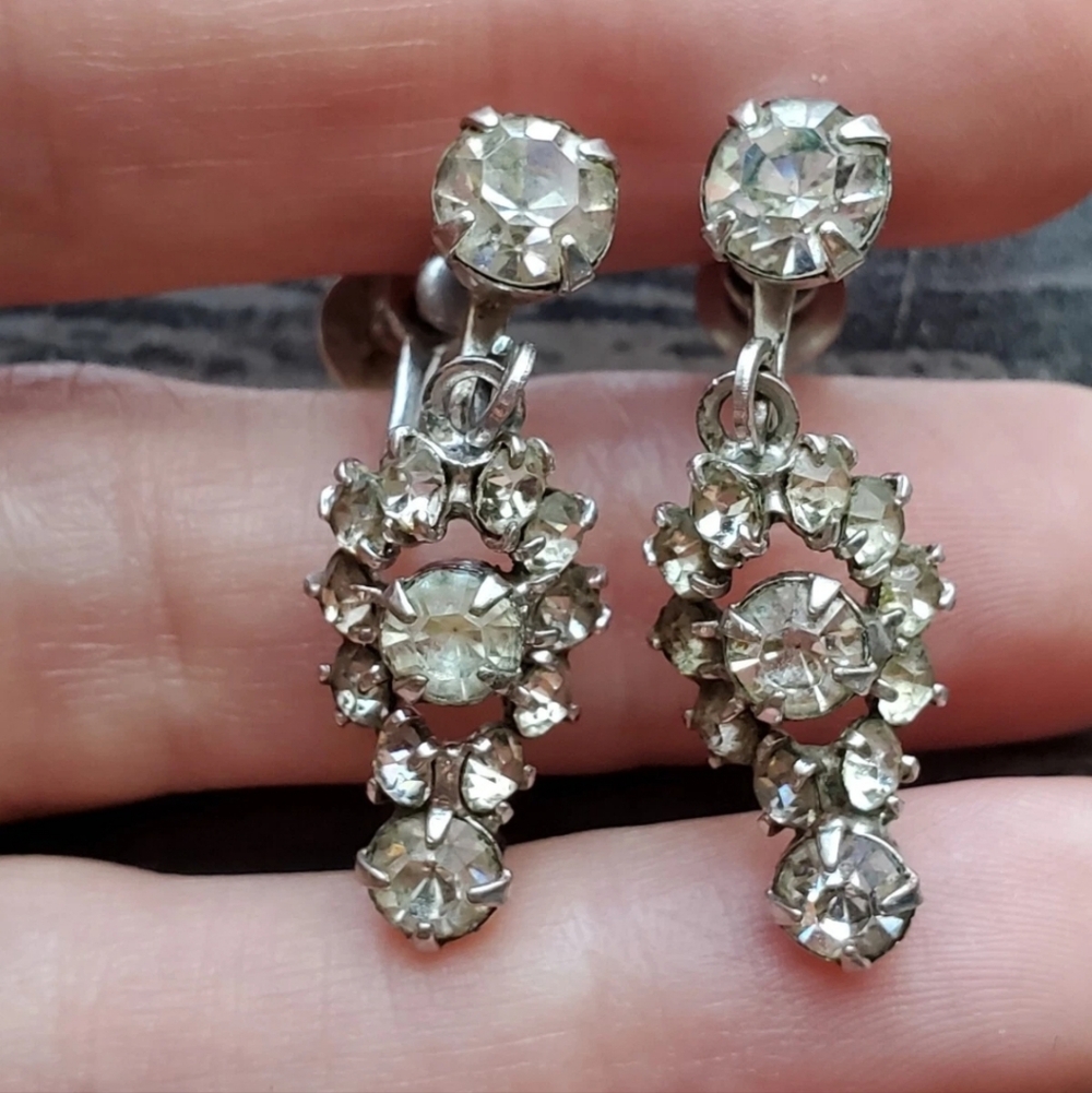 Vintage Art Deco Rhinestone Screw Back Clip On Earrings